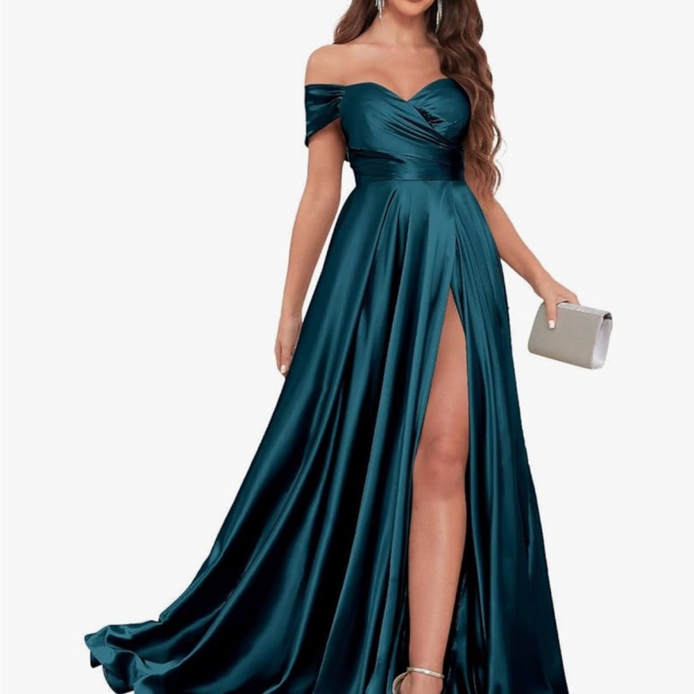 Elegant Teal Off-Shoulder Evening Gown